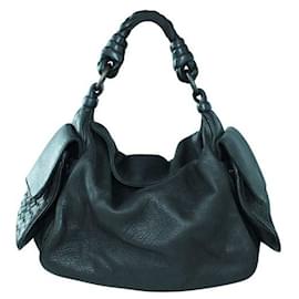 Bottega Veneta-Bottega Veneta Black Grained Leather Handbag-Black