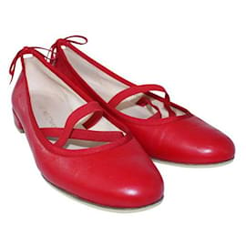 Stuart Weitzman-STUART WEITZMAN Chaussures plates en cuir rouge-Rouge