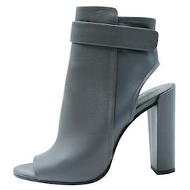 Autre Marque-Zeitgenössische Designer-Stiefel in Grau mit offenem Absatz-Grau
