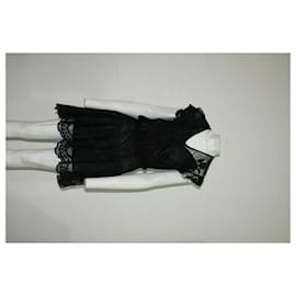 Anna Sui-Anna Sui Robe noire en dentelle longueur genou avec robe intérieure-Noir