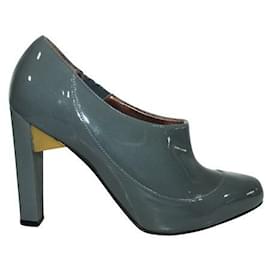 Stella Mc Cartney-Stella Mccartney Grey Vegan Patent Leather Heels-Grey