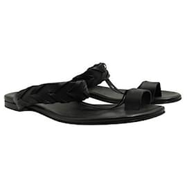 Hermès-HERMÈS Black Thong Flat Sandals-Black