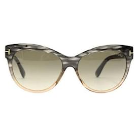 Tom Ford-Tom Ford "Lily" Cateye Sunglasses-Brown