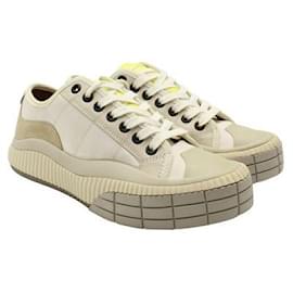 Chloé-CHLOÉ Off-Whitte Sneakers with Neon Green Details-White