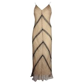 Autre Marque-Zeitgenössisches Designer-Kleid aus brauner Seide mit Rüschen-Braun
