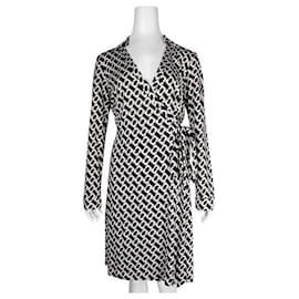 Diane Von Furstenberg-DVF  Black & White New Jeanne Two Silk Jersey Wrap Dress-Black