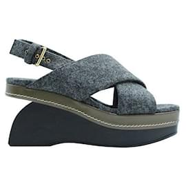 Marni-Marni Chaussures compensées en feutre gris foncé-Gris