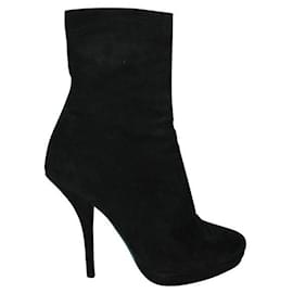 Dries Van Noten-Dries Van Noten Black Pointed Toe Leather Boots-Black