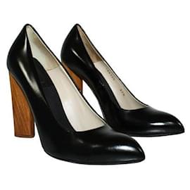 Yves Saint Laurent-Zapatos de salón de cuero negro con tacones de madera de Yves Saint Laurent-Negro