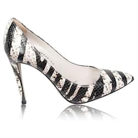 Autre Marque-CONTEMPORARY DESIGNER Snakeskin Printed Pointed Pumps-Other