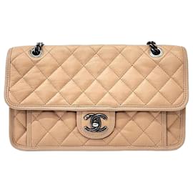 Chanel-Borsa a catena con patta Chanel-Beige