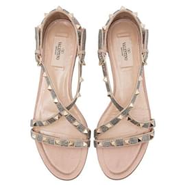 Valentino-Valentino Multistrap Embellished Sandals-Pink