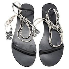 Dior-Dior J'Adior It" em couro de bezerro com sandálias de tira no tornozelo-Preto