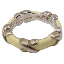 Tiffany & Co-Emaillierter Ring mit charakteristischem Kreuz-Beige