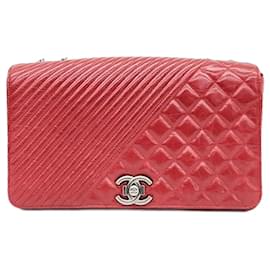 Chanel-Bolsa de ombro com corrente Chanel-Vermelho