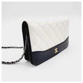 Chanel-Chanel Gabriel Woc Mini bolso bandolera-Blanco