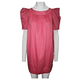 Autre Marque-ZEITGENÖSSISCHES DESIGNER-Rosa-Kleid mit Öffnung auf der Rückseite-Pink