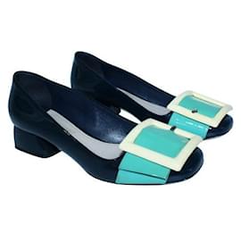 Miu Miu-MIU MIU Tacco largo in pelle verniciata con fibbia gialla-Blu navy