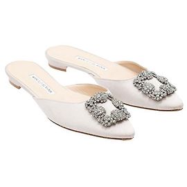 Manolo Blahnik HANGISIMUFLAT Sandalen Grau