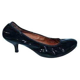 Lanvin-Lanvin Patent Leather Kitten Heels-Black