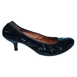 Tacones de gatito de charol Lanvin Negro