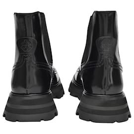 Alexander Mcqueen-Wander Chelsea Boots in Black Leather-Multiple colors