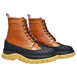 Thom Browne-Longwing Duck Laced Boots in Brown Leather-Brown