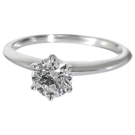 Tiffany & Co-TIFFANY & CO. Solitaire Diamond Engagement Ring in Platinum G VVS2 0.9 ctw-Silvery,Metallic
