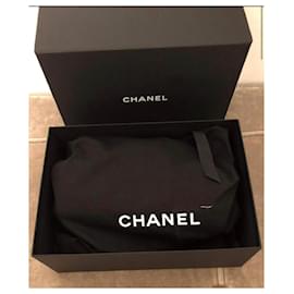 Chanel-Borse laterali-Nero