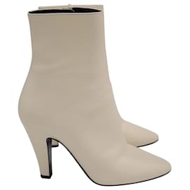 Yves Saint Laurent-Saint Laurent Almond-Toe Ankle Boots in Ecru Calfskin Leather-White,Cream