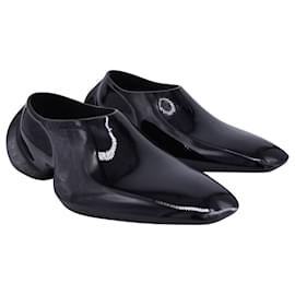 Balenciaga-Balenciaga Space Shoe in Shiny Black EVA and Polyurethane-Black