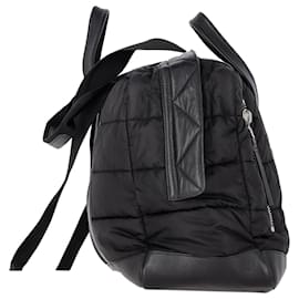 Moncler-Moncler Keitu Weekend Bag aus schwarzem Nylon.-Schwarz