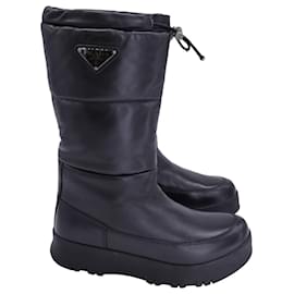 Prada-Prada Padded Moon Boots in Black calf leather Leather-Black