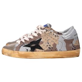 Golden Goose-Golden Goose Superstar Camouflage Sneakers in Multicolor Canvas-Other,Python print