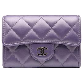 Chanel-Porte-cartes à rabat classique irisé Chanel en cuir de veau violet Cuir-Violet