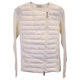Asymmetrische Moncler-Jacke mit Reißverschluss aus cremefarbenem Polyamid Weiß Roh