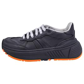 Bottega Veneta-Bottega Veneta Speedster Low Top Lace Up Sneakers in Black Leather -Black