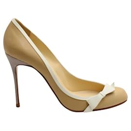 Christian Louboutin-Belleza beige 100 Zapatillas-Castaño,Carne