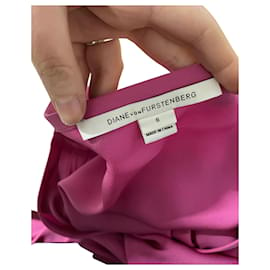 Diane Von Furstenberg-Vestido drapeado sem mangas Diane Von Furstenberg em seda rosa-Rosa