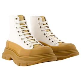 Alexander Mcqueen-Stivaletti Tread - Alexander McQueen - pelle di vitello - Beige-Marrone,Beige