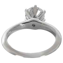 Tiffany & Co-TIFFANY & CO. Anello di fidanzamento con diamante in platino E VS2 1.29 ctw-Argento,Metallico