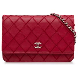 Chanel-Portefeuille Chanel CC Wild Stitch rouge sur chaîne-Rouge