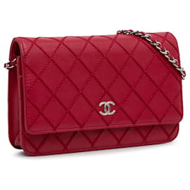 Chanel-Portafoglio Chanel rosso CC in pelle di agnello Wild Stitch su catena-Rosso