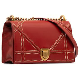 Dior-Borsa a tracolla Diorama media rossa con borchie Dior-Rosso