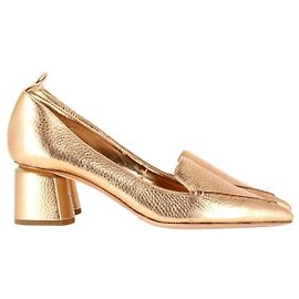 Nicholas Kirkwood Mid-Heel Pointed Toe Loafers in Gold Leather Golden