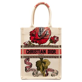 Dior-Vertikale Tragetasche mit Dior Fleurs Bibliques-Stickerei in Beige-Beige