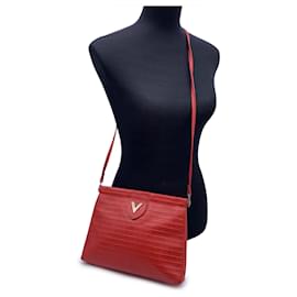 Autre Marque-Vintage Embossed Red Leather Shoulder Bag-Red