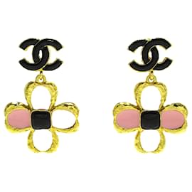 Chanel-Boucles d'oreilles push-back CC Blooming dorées Chanel-Doré