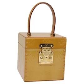 Louis Vuitton-LOUIS VUITTON Neceser Monogram Vernis Bleecker Beige M91002 autenticación 68437-Beige