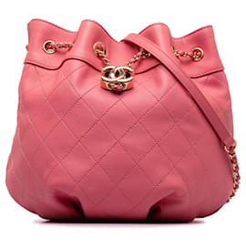 Chanel-Bolsa pequena Chanel rosa acolchoada de couro de bezerro-Rosa
